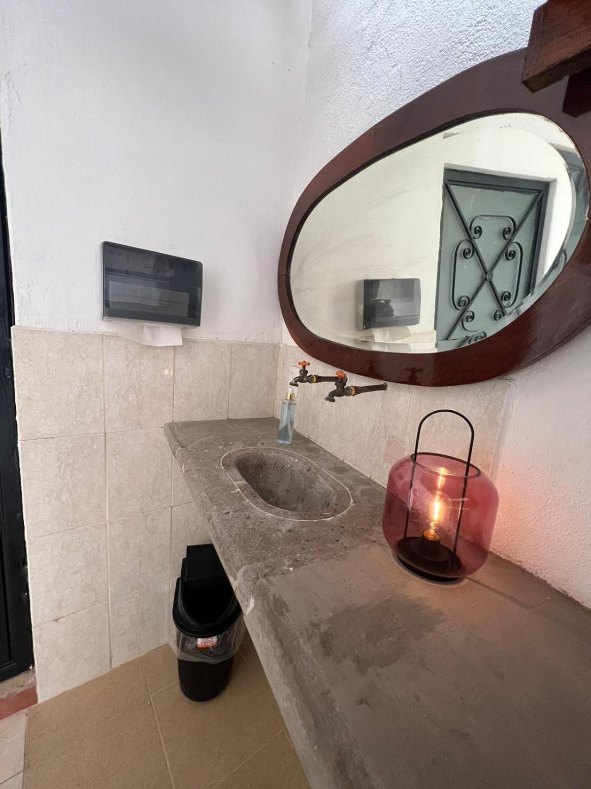 Hostal Luna 49 เกเรตาโร ภายนอก รูปภาพ